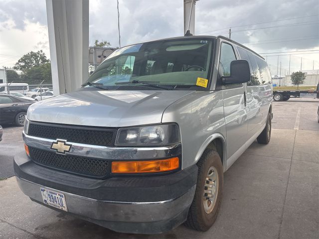 2017 CHEVROLET CG3300
