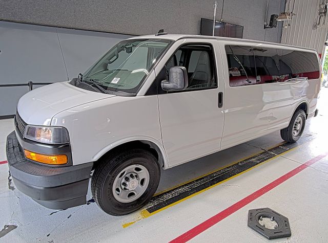 2019 CHEVROLET CG3300