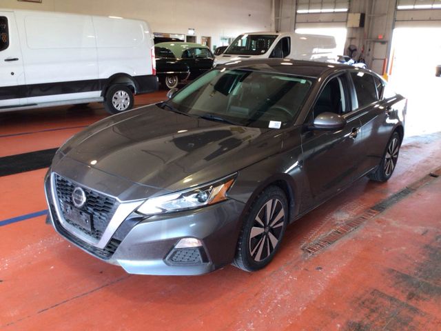 2022 NISSAN Altima