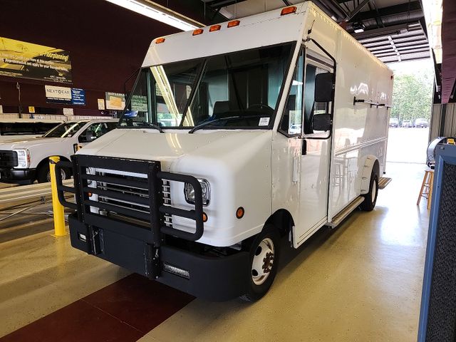 2013 Ford E-450
