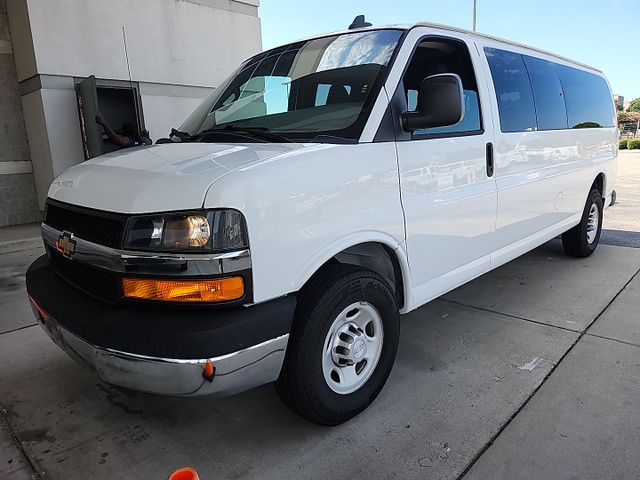 2016 Chevrolet Cg3300