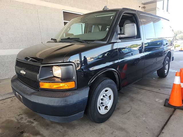 2017 CHEVROLET Express