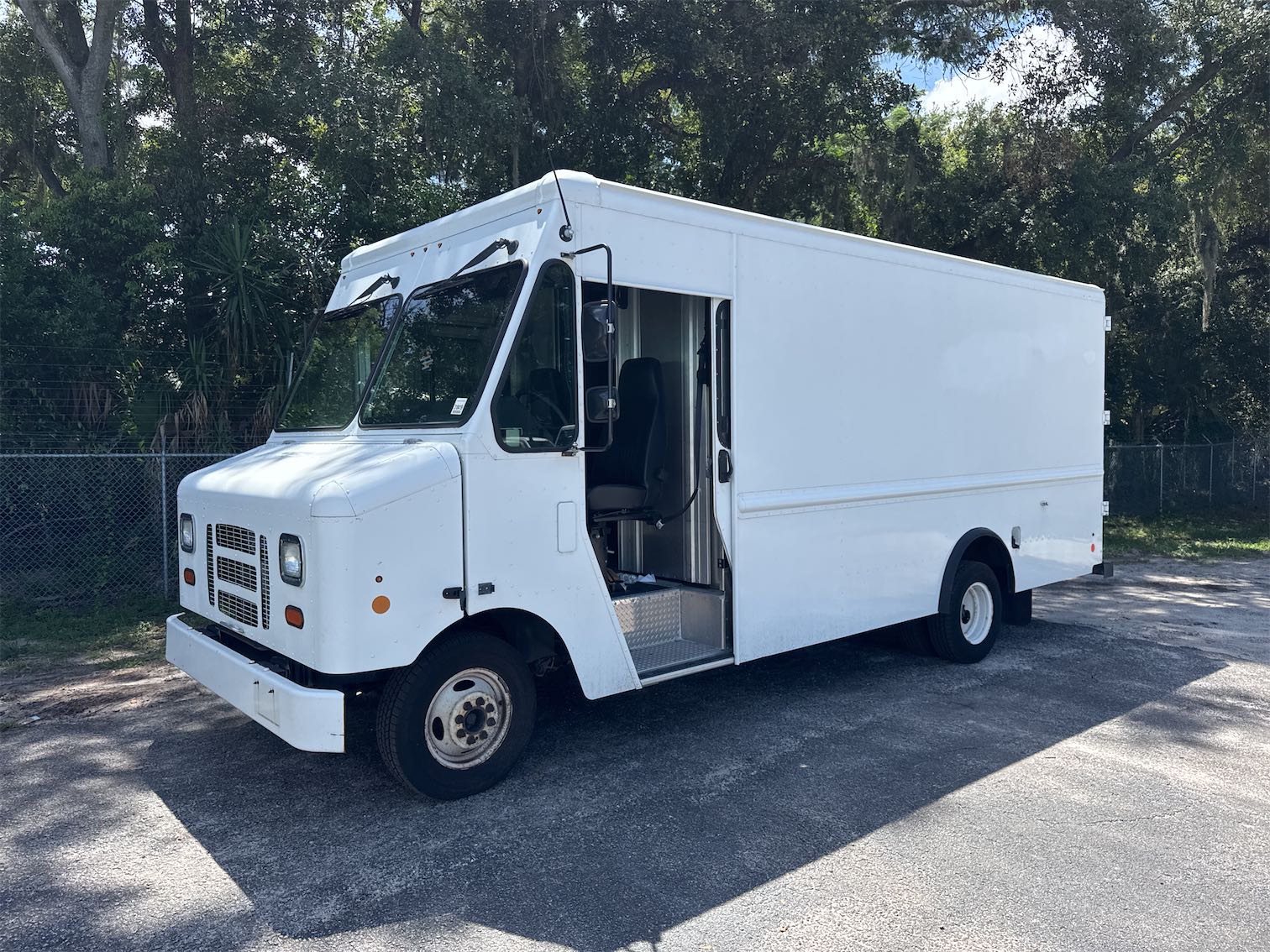 2017 FORD ECONOLINE E350