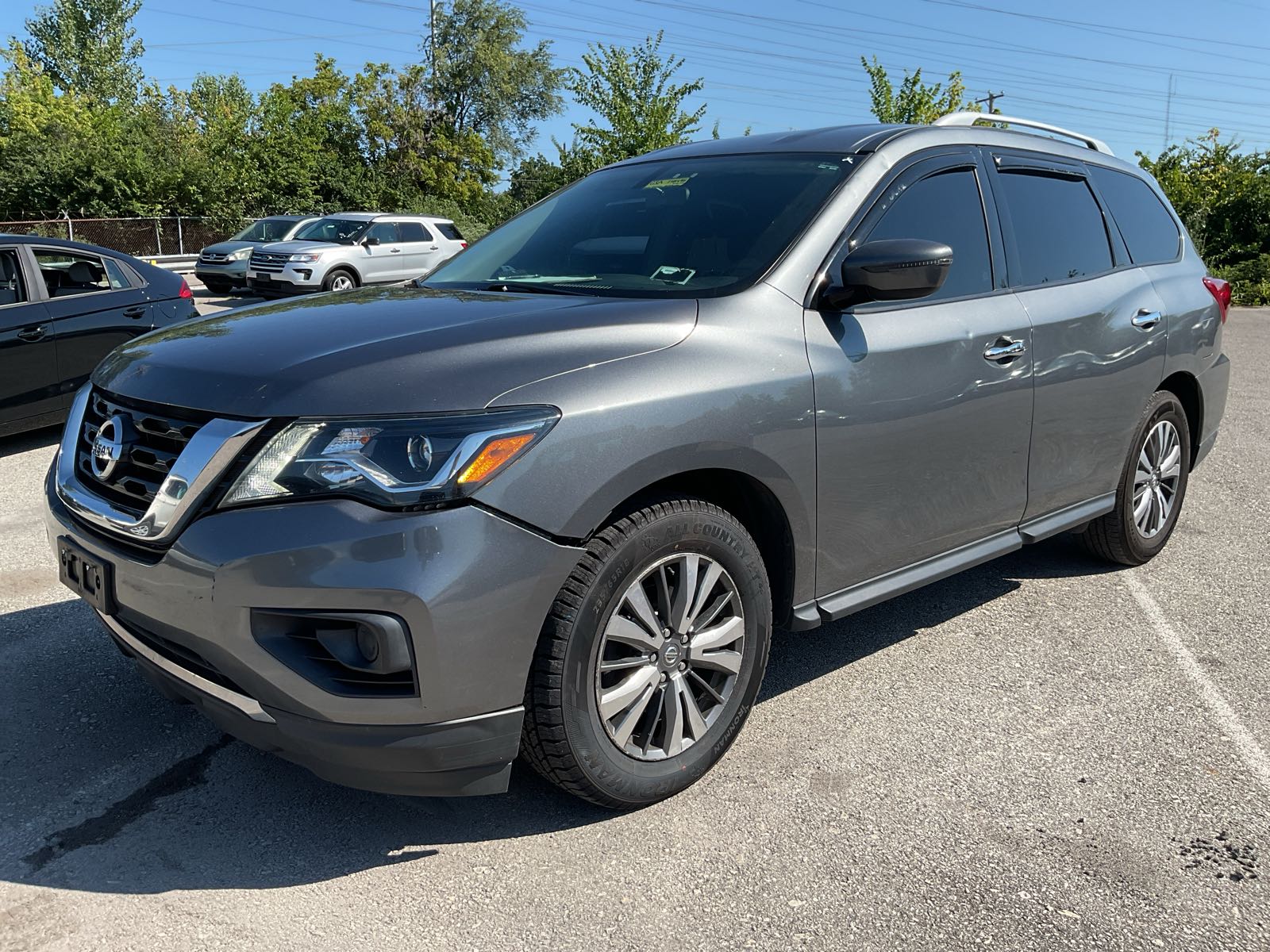 2020 NISSAN Pathfinder