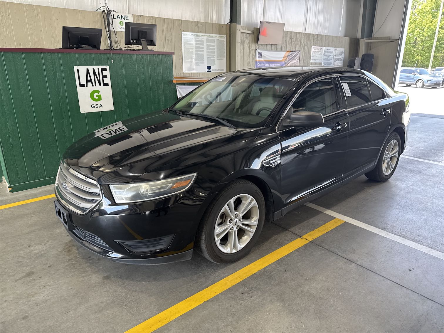 2018 FORD Taurus
