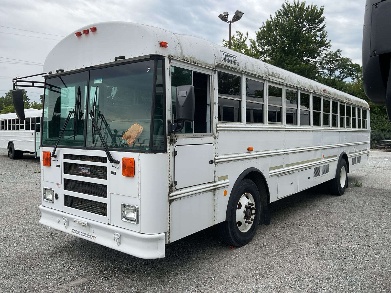 2013 THOMAS BUILT Thomas Built Bus 1318N