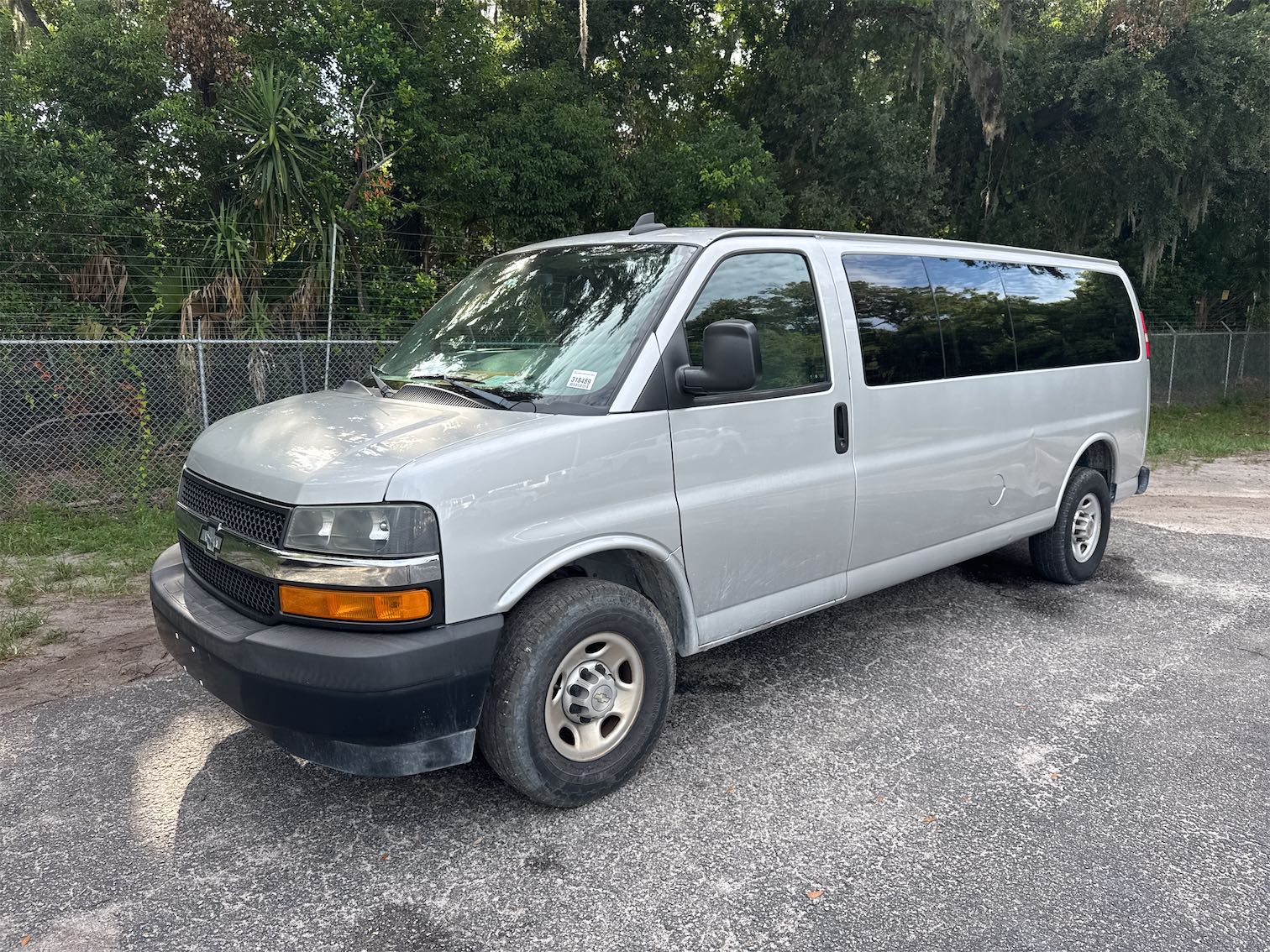 2020 CHEVROLET Express