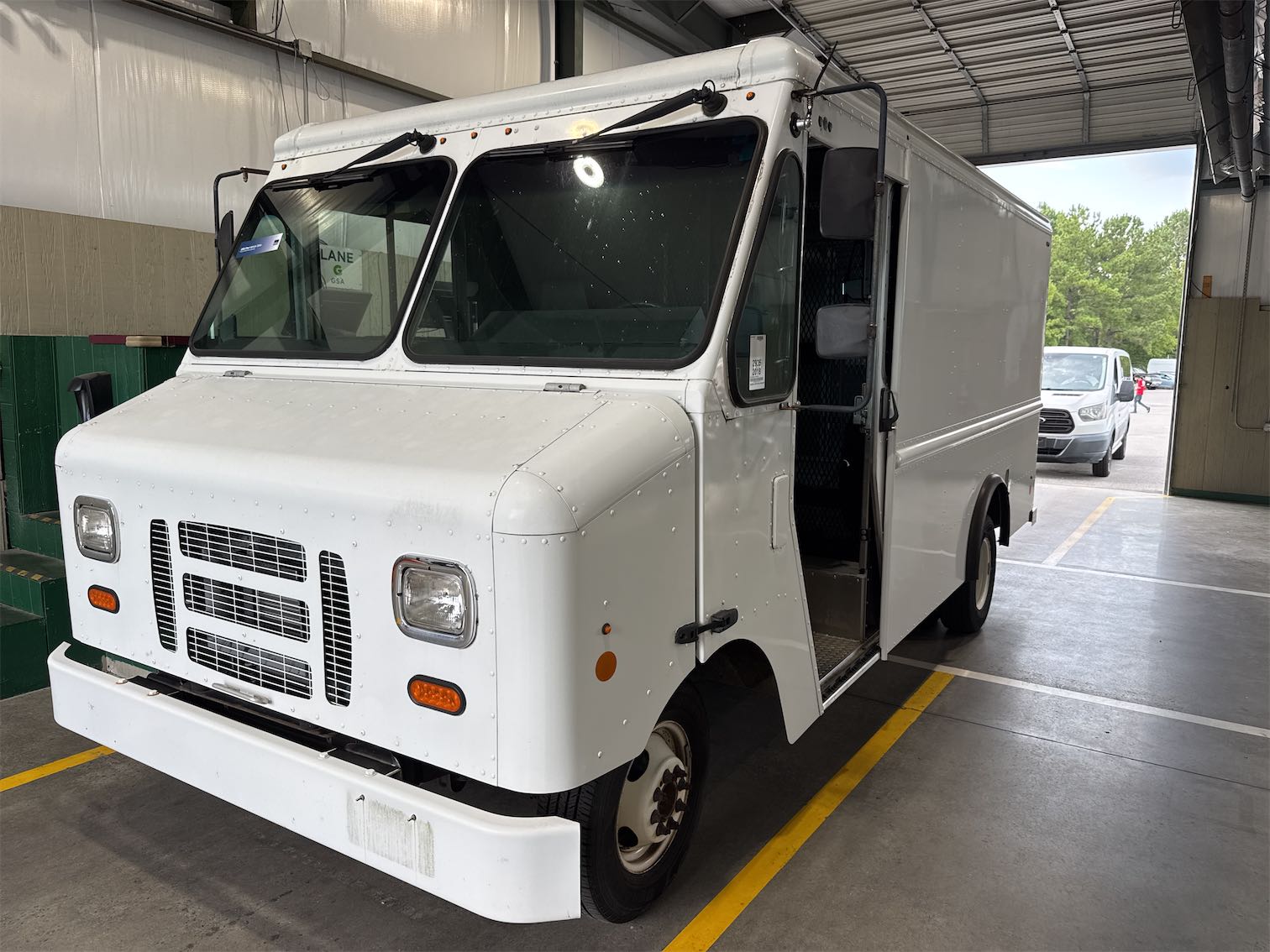 2018 Ford Econoline E350