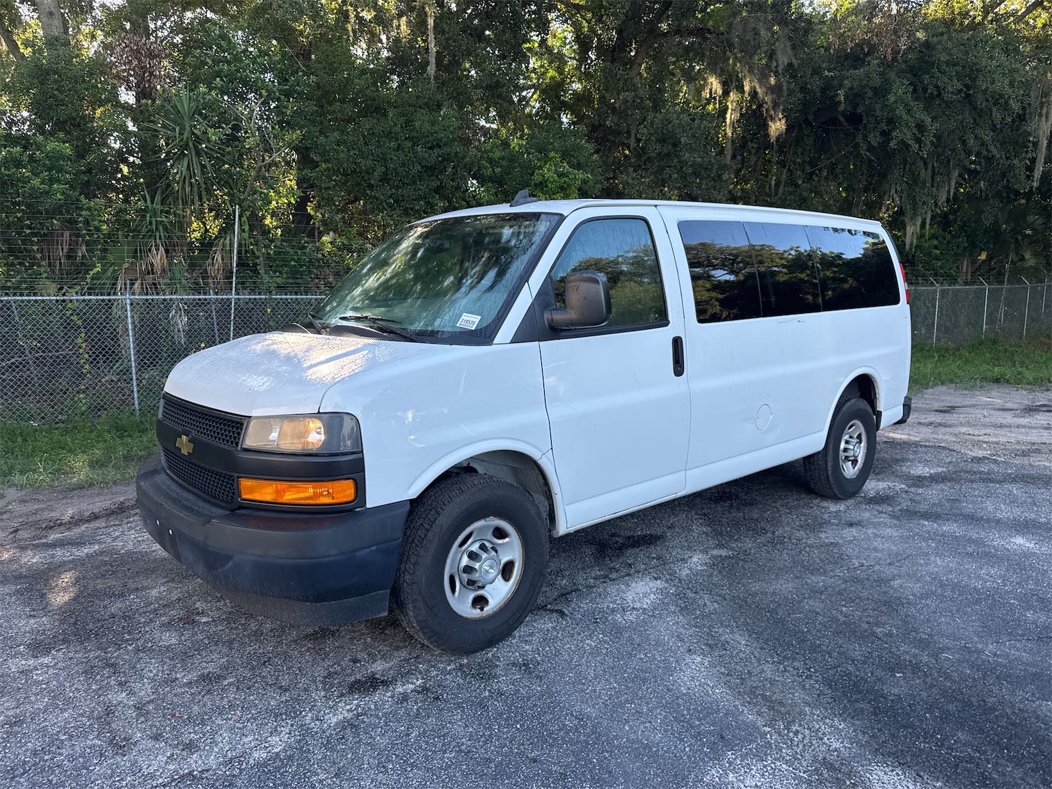 2020 CHEVROLET Express