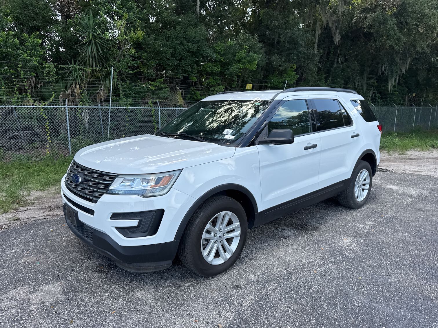 2017 FORD Explorer