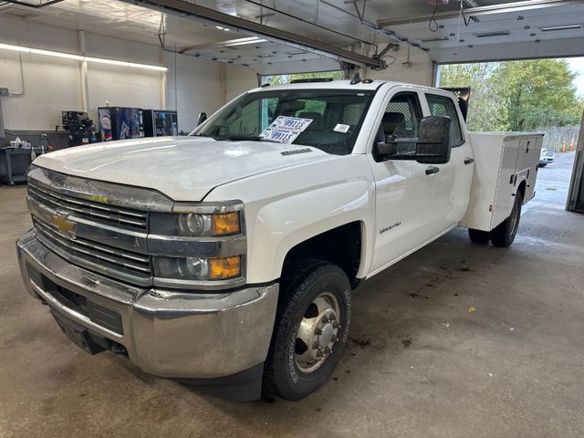 2016 Chevrolet K3500 photo 2
