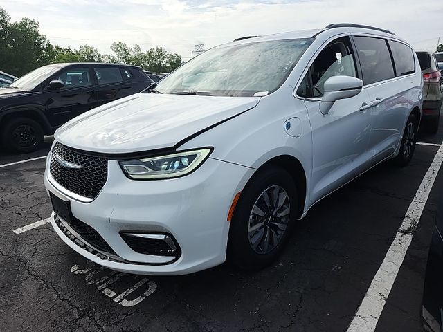 2021 Chrysler Pacifica-P