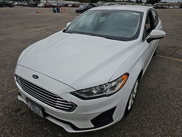 2020 Ford Fusion photo 2