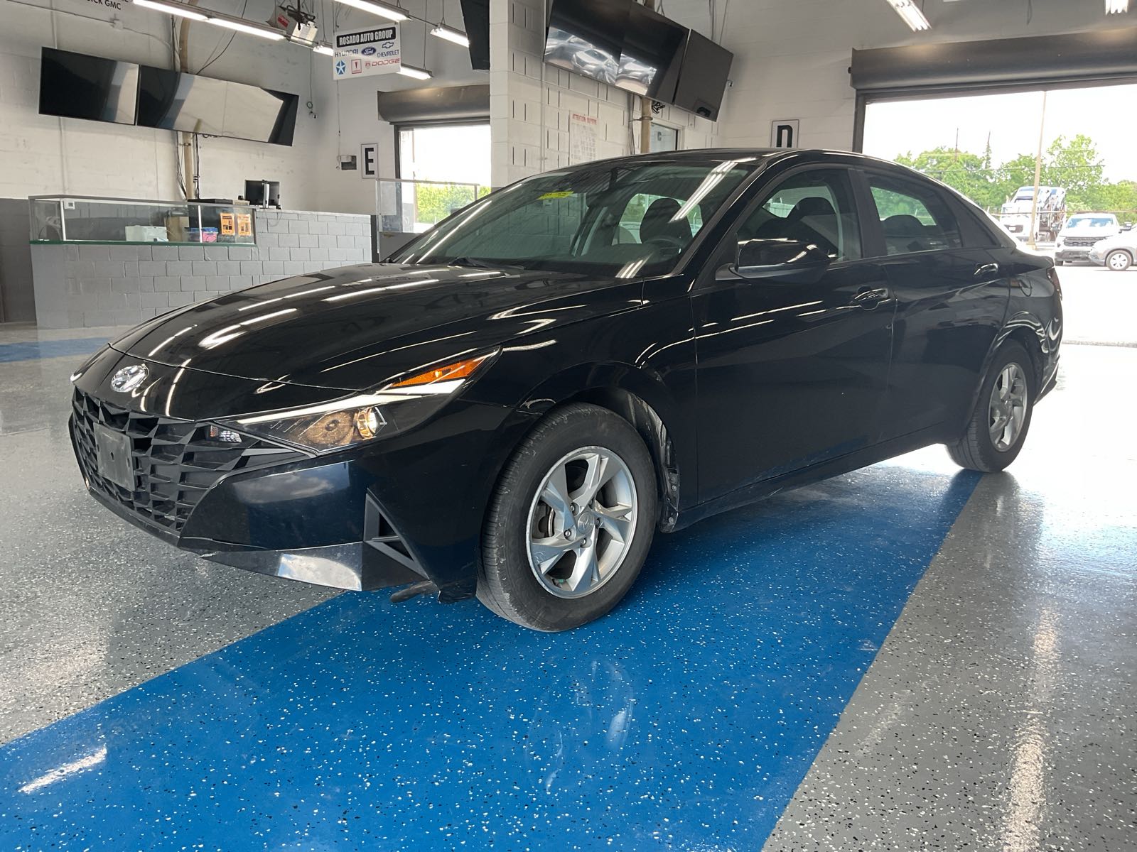 2023 Hyundai Elantra Gls