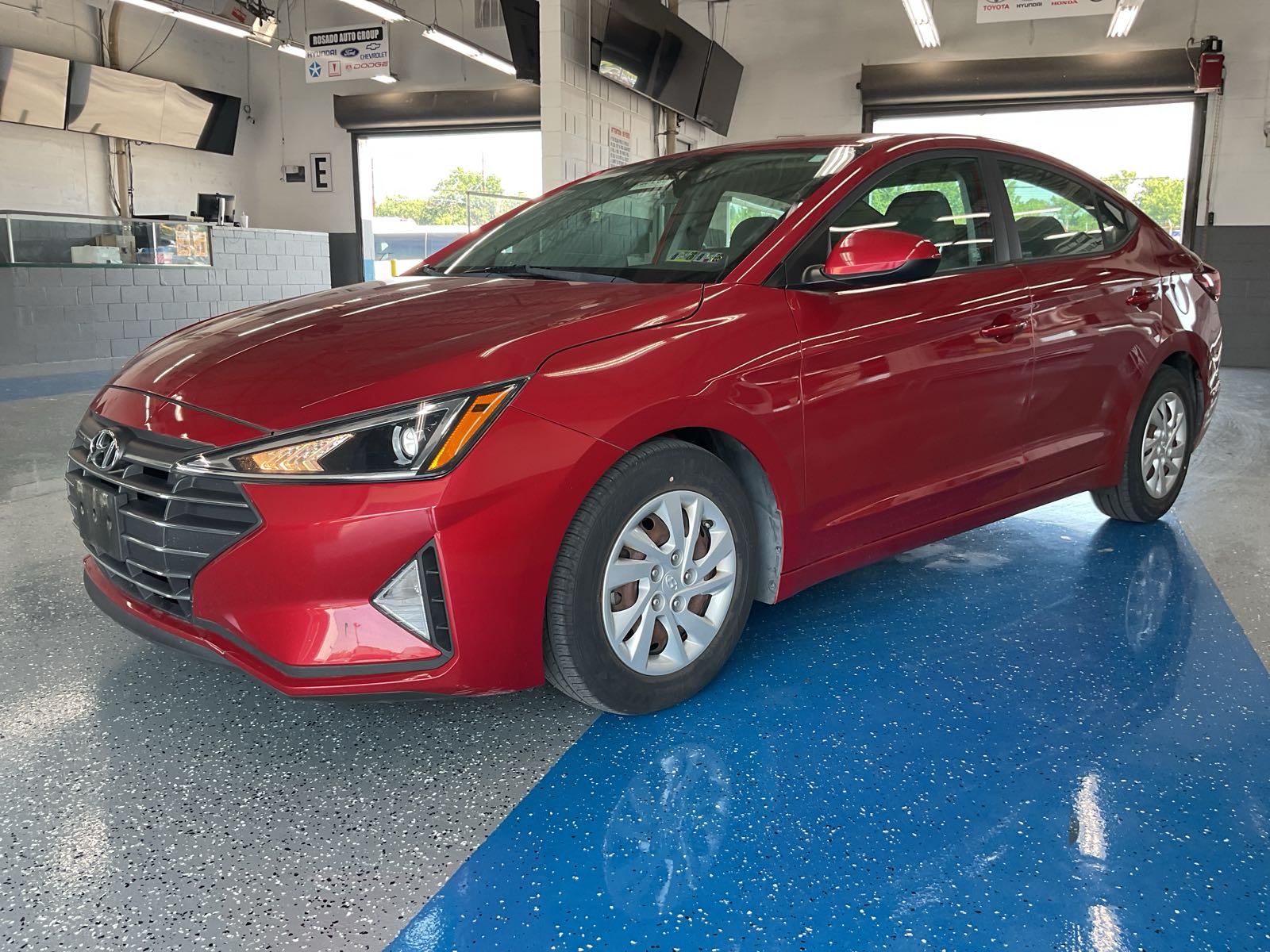 2019 Hyundai Elantra Gls