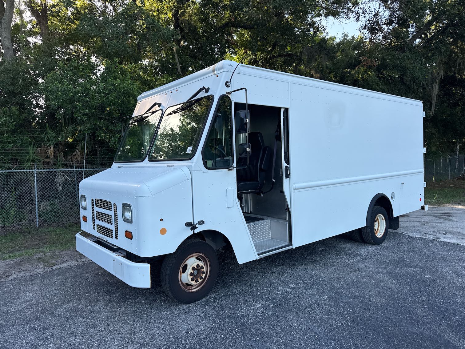 2017 Ford Econoline E350