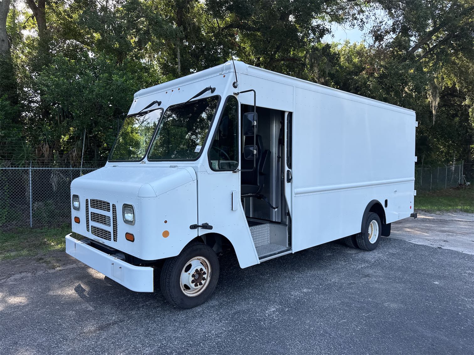2017 Ford Econoline E350